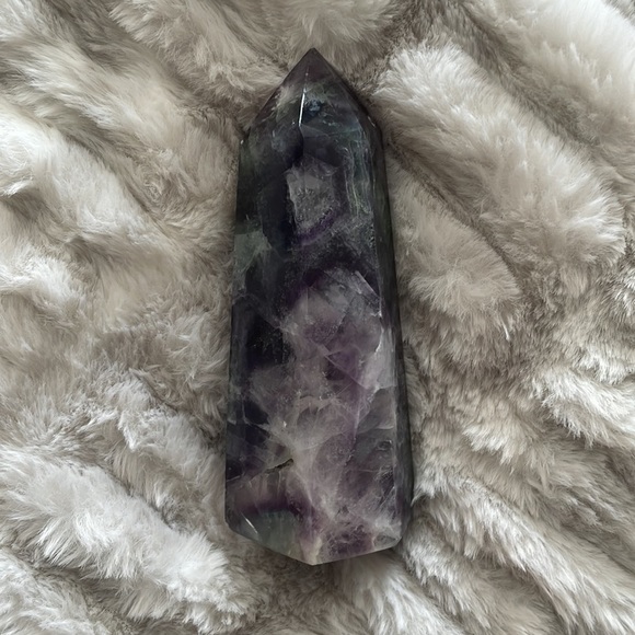 😍❤️ Beautiful  Rainbow Fluorite tower - Picture 8 of 9